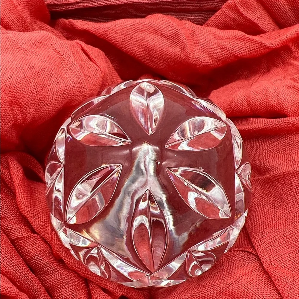 Waterford Crystal Annual Decorative Egg - Signed - Picture 6 of 9